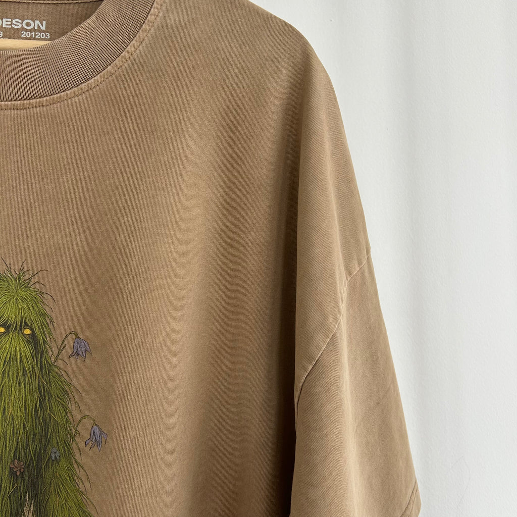 LIFEGOESON 25SS - “Mature, lush TurfFxxker emblem” T-shirt