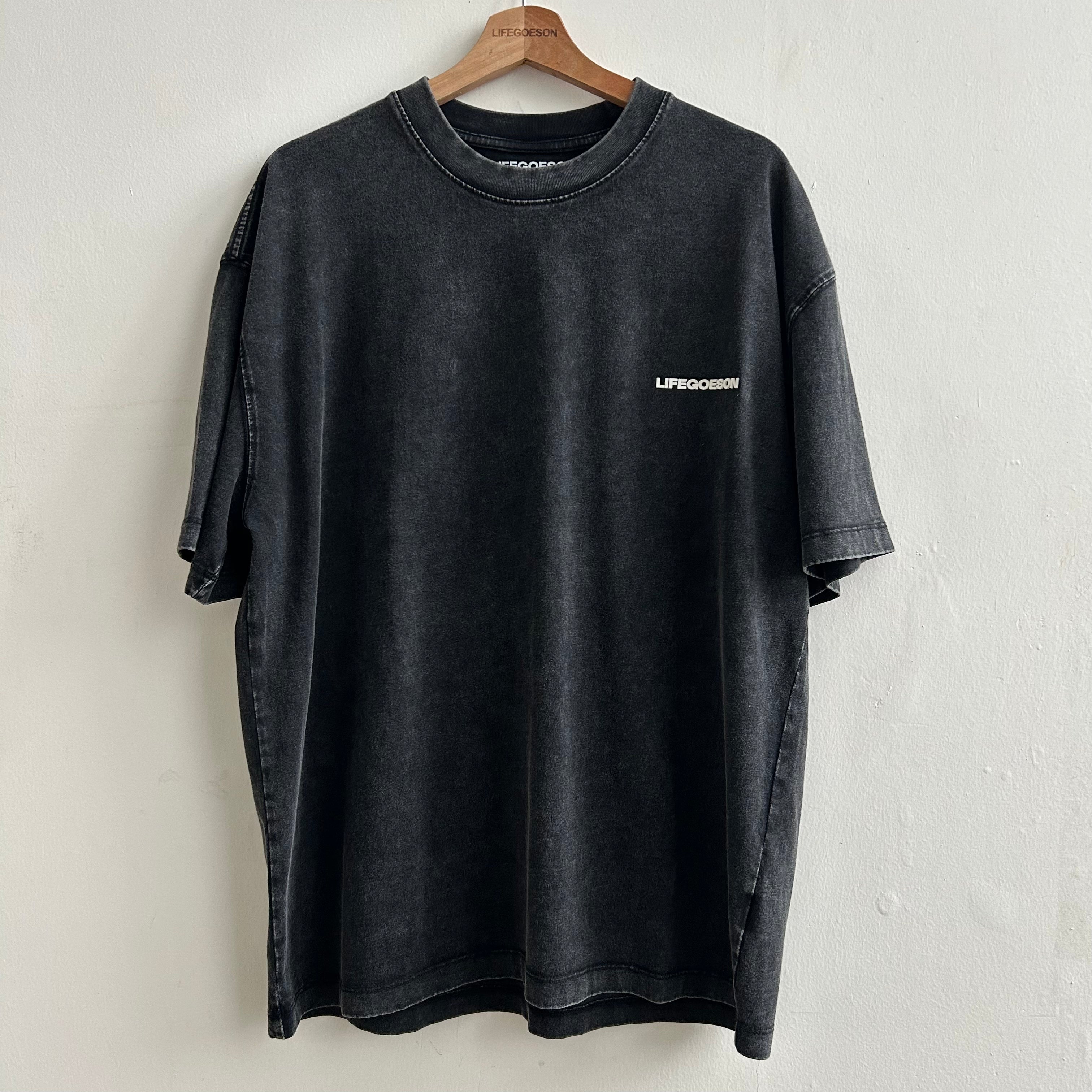 LIFEGOESON 25SS - Enzyme-Washed Black with Snowflake Abrasion Technique Shorts Set