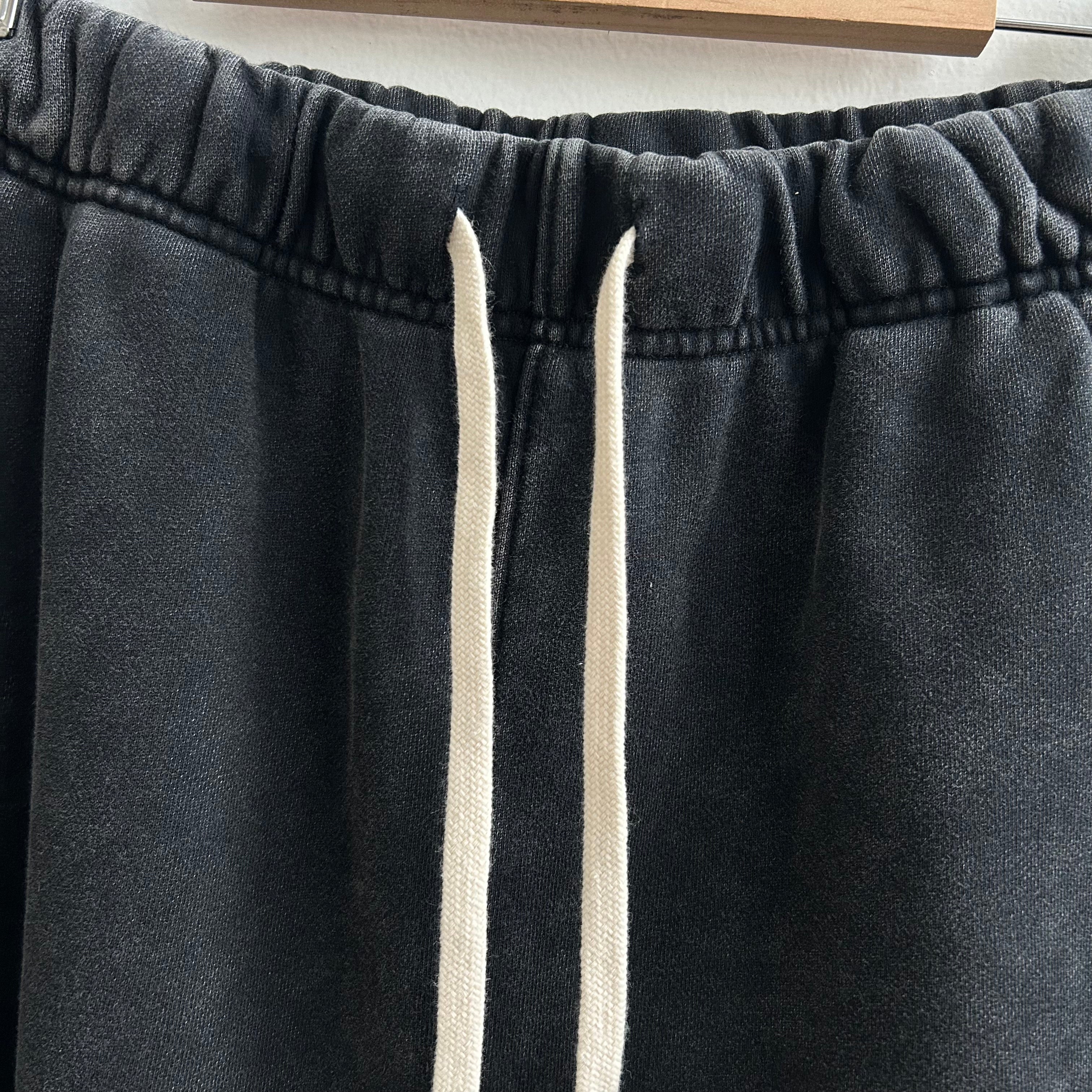 LIFEGOESON 25SS - Enzyme-Washed Black with Snowflake Abrasion Technique Shorts Set