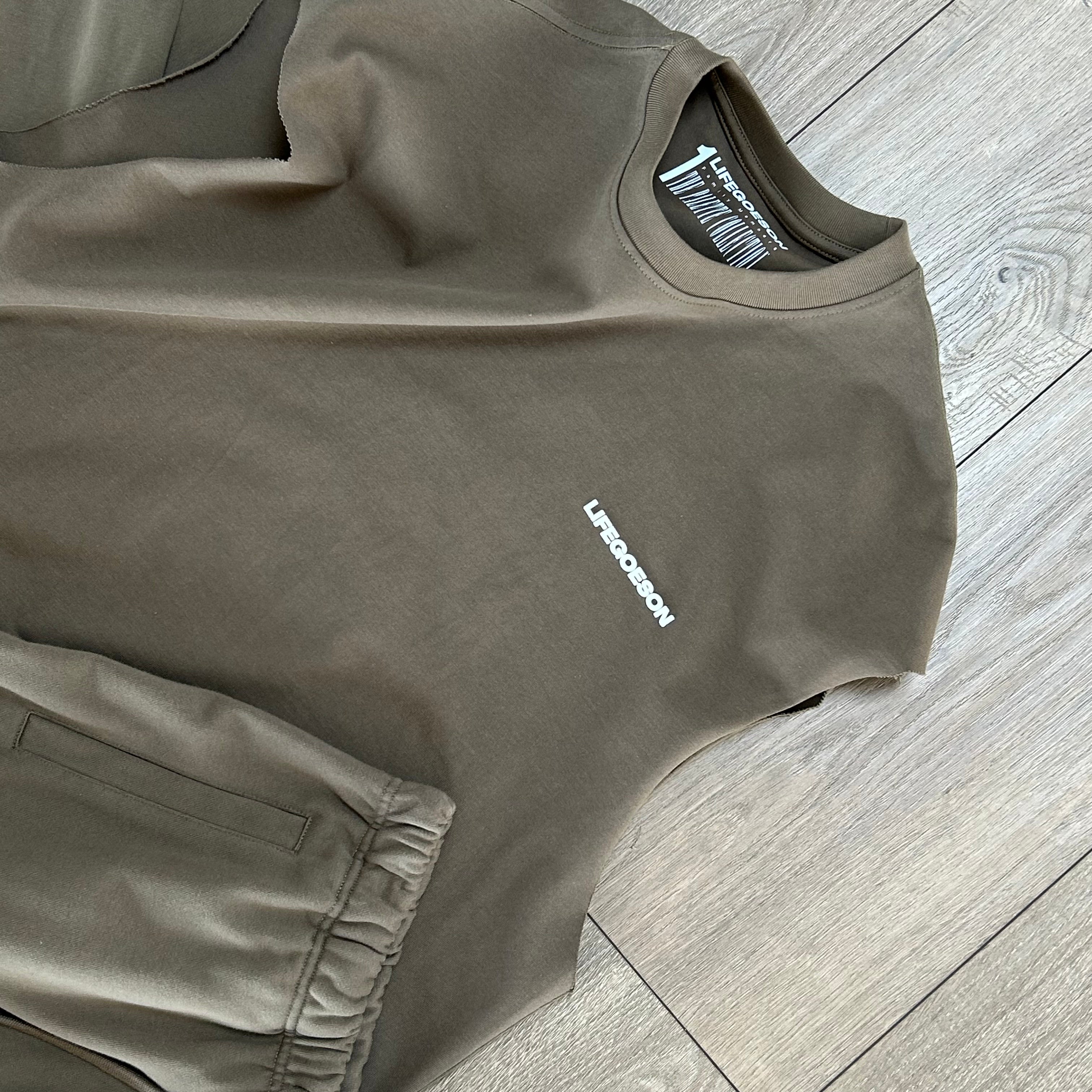 LIFEGOESON 25SS - Custom Yarn-Dyed Cambridge Brown Set